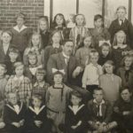 Nr 844 Ch.Lagere School van Tjerkwerd met meester Stoffelsma(18) in 1929