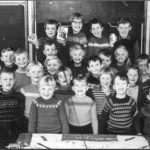 NR868 Nr 868 CVO Kinderen voor het schoolbord 1963 Meester Griepsma was jarig