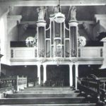 NR045 Interieur van de Kerk. Met nog banken in het midden.